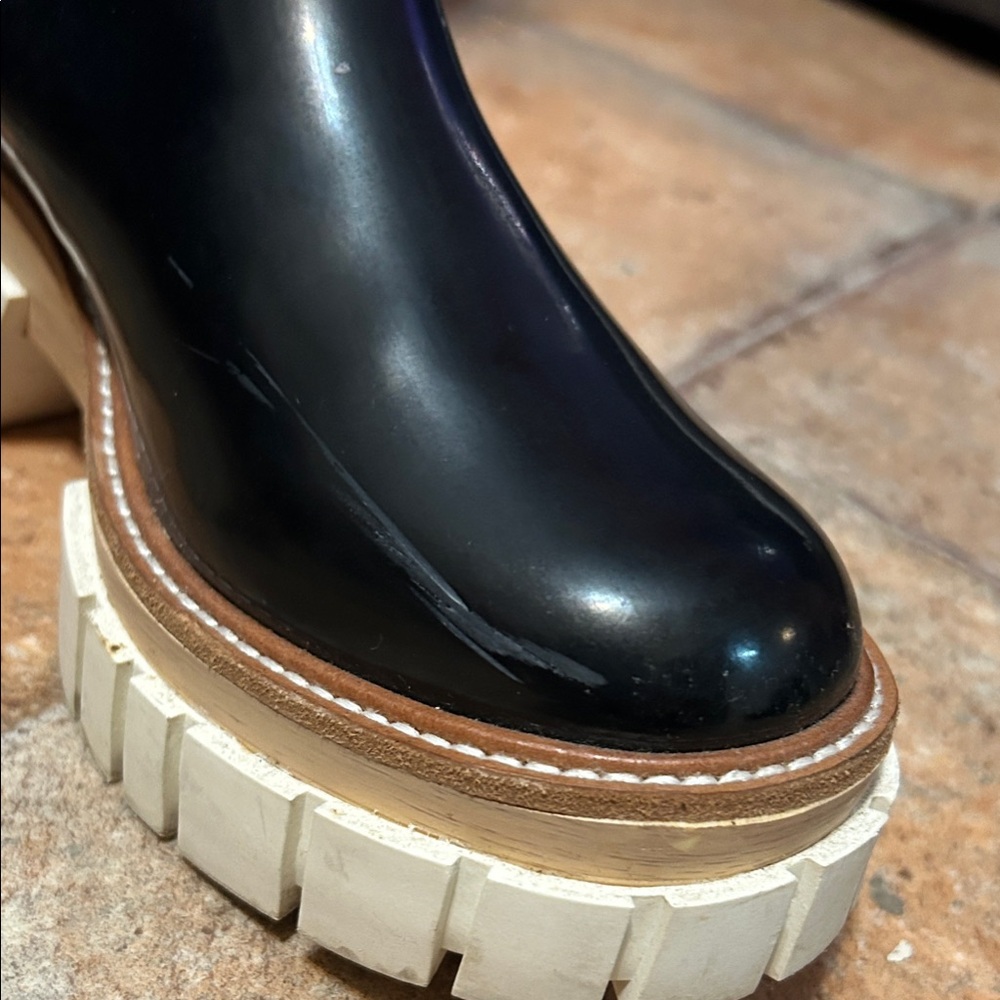 Gianni Bini Black Heeled Boots with Cream Soles